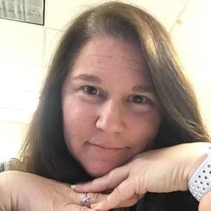 Meet your Posher, Gina